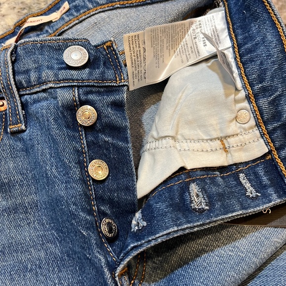 LEVI’S WEDGIE NWT Straight Leg - Picture 12 of 14